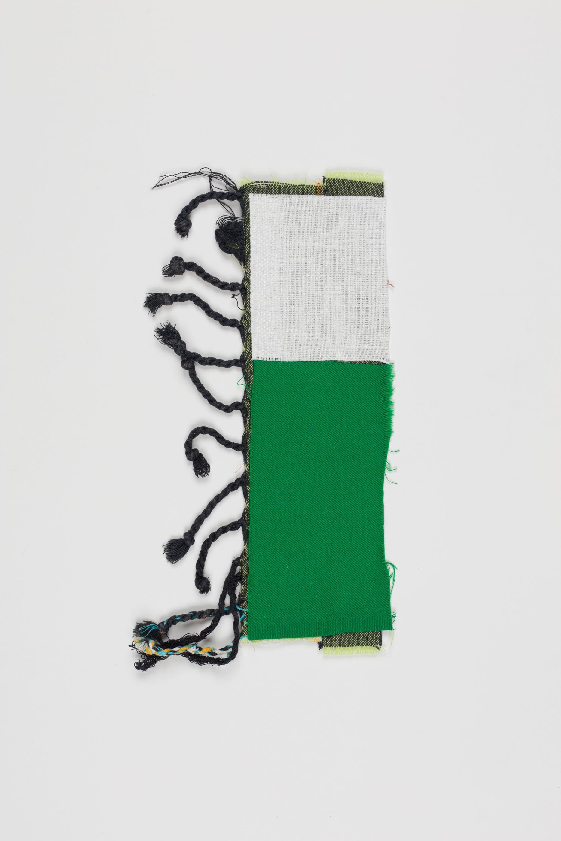 Leaner 2023
27x15 cms
fabric on canvas
