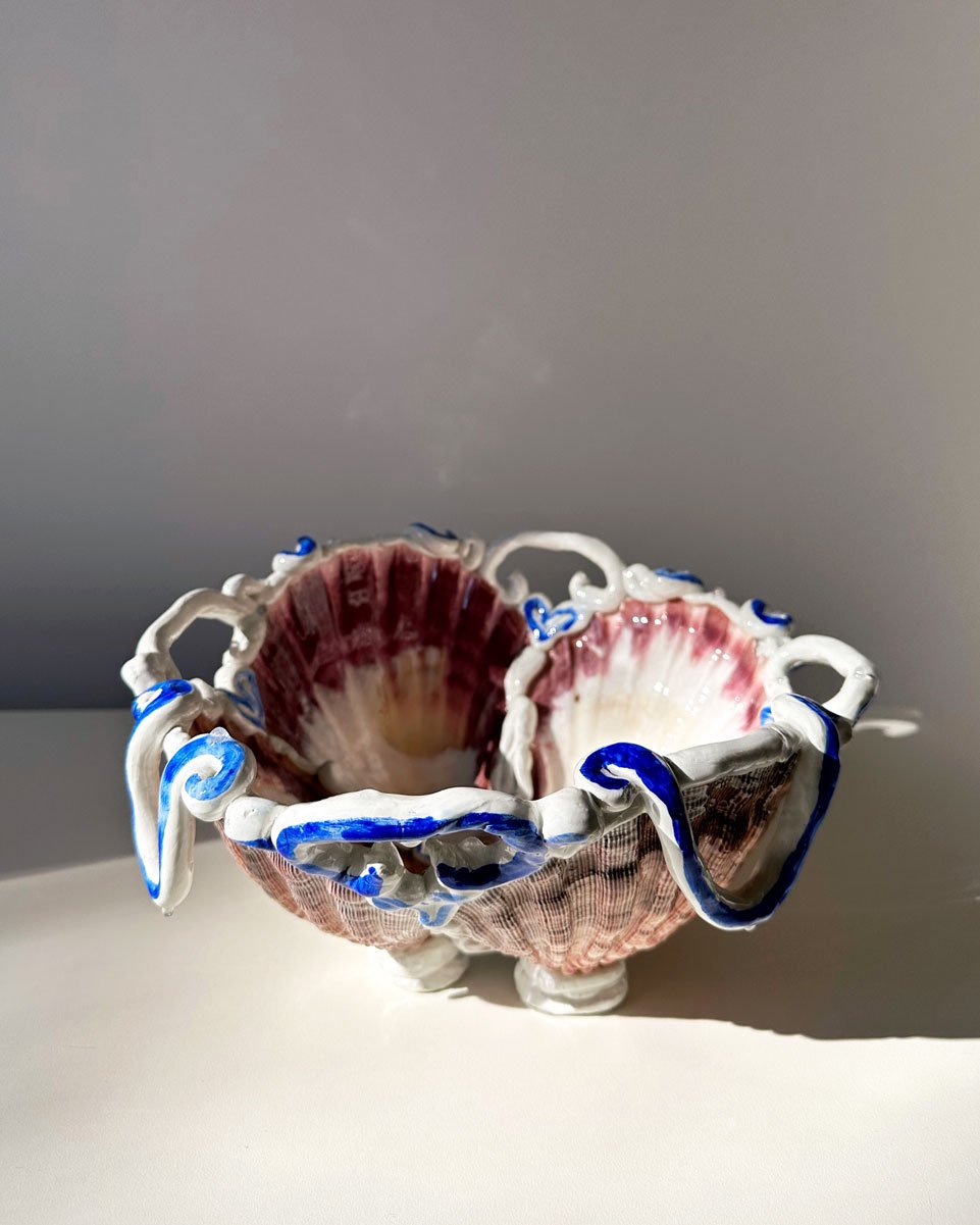 Lion's Paw Shell Bowl