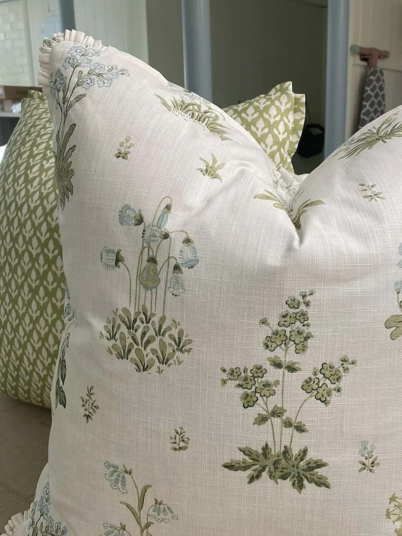 A week in review&hellip;. Walker started a new preschool, Emily was out for conferences 😵&zwj;💫, lots of site visits, workroom pick ups and a quick trip to Atlanta for a new client meeting, sourcing for projects and of course taking care of my mom 