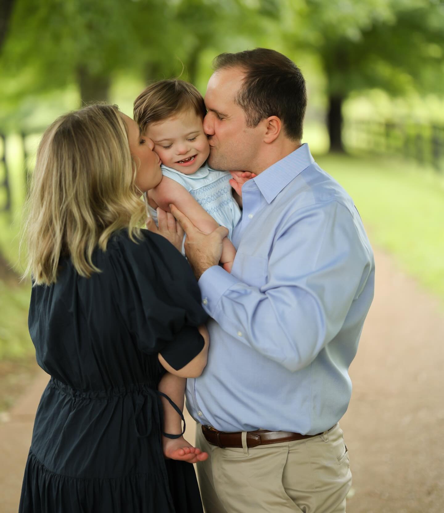 Walker is scheduled to have brain surgery this upcoming Monday, August 10th&hellip;. Still can&rsquo;t believe it. Over the weekend we had family photos taken and I am so glad we did. Thank you @saraerosephotography for capturing these magical moment