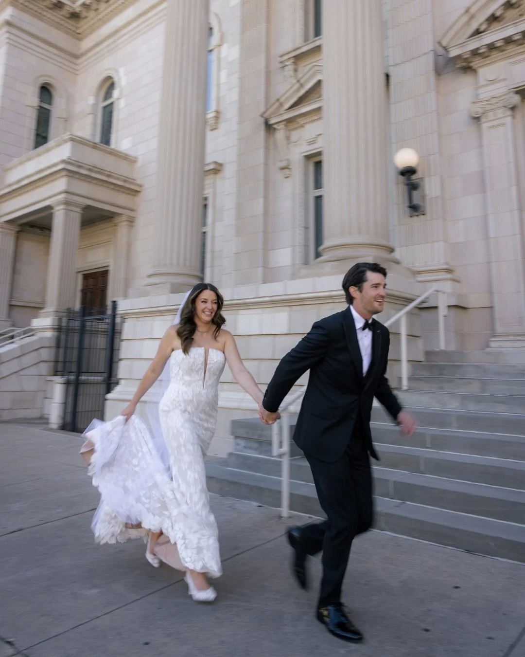 Moments at the Carlisle Room • Dallas TX
•
•
#dallasweddingvenues #dallasweddingphotographer #dfwphotographers #dallasbride #texasweddingphotographer