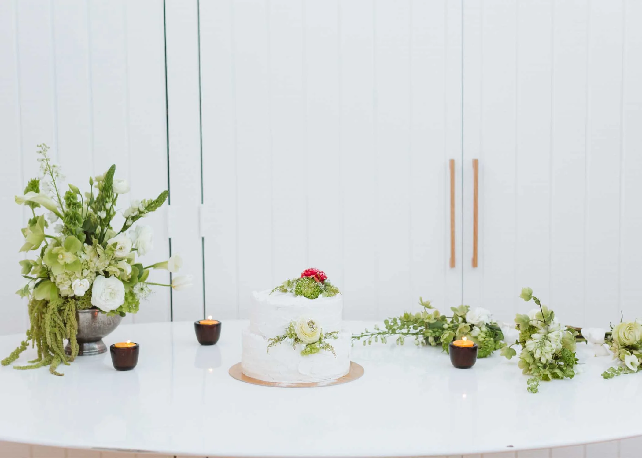 Riviera Libre_Cake Table_photo credit_Lynn Bagley.jpg
