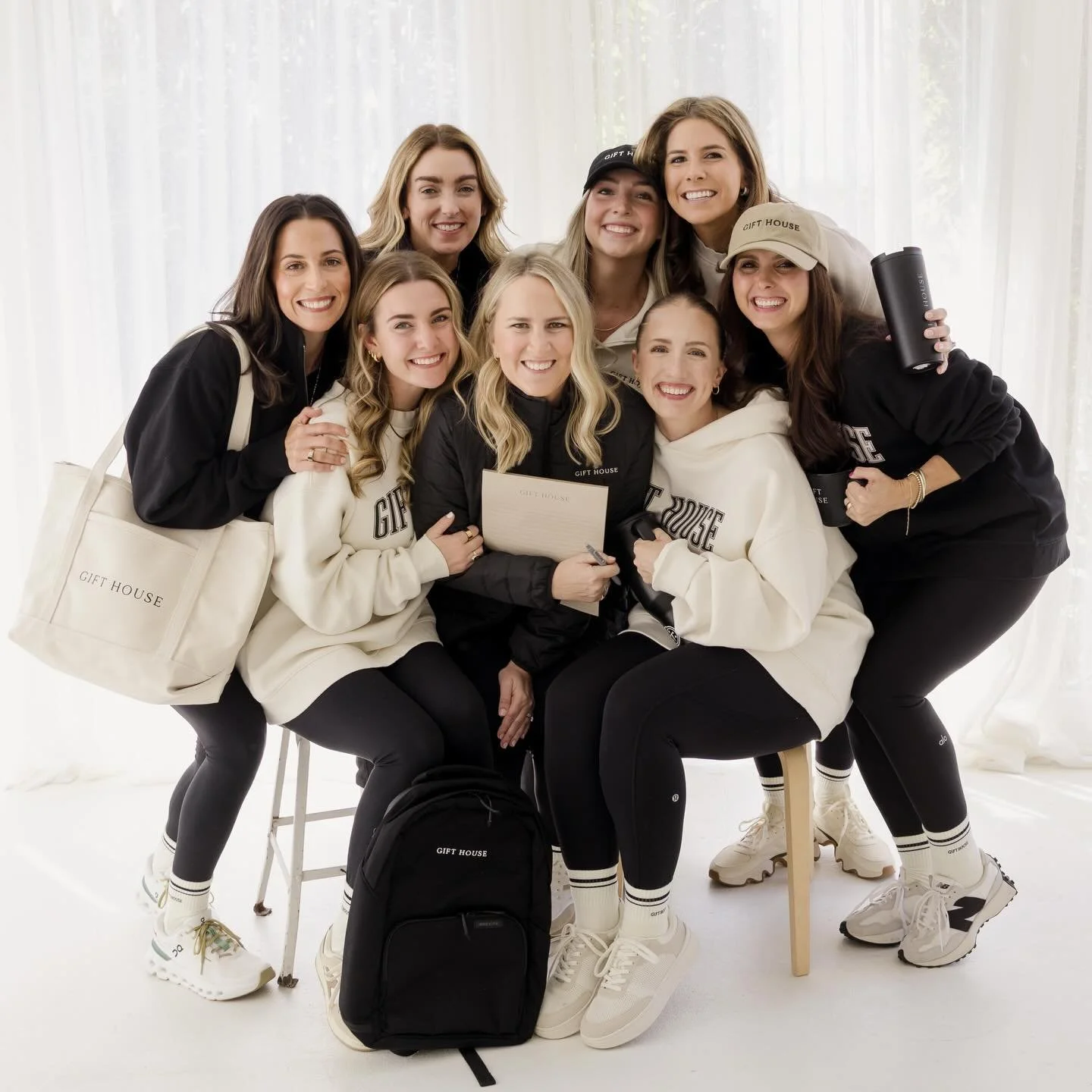 Wishing you a very Merry Christmas from our team at Gift House!

As we conclude another wonderful holiday season, we have so much to be grateful for. To our clients: thank you so much for trusting us with your annual gifting! To our small but mighty 