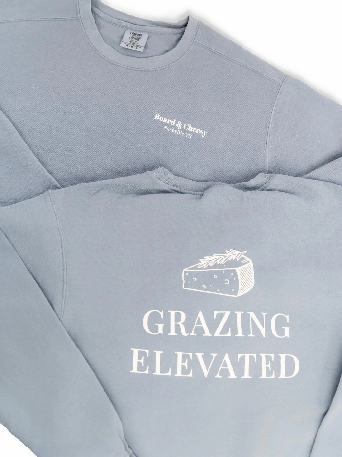 Whether you&rsquo;re doing a giveaway to promote your brand or want to keep your employees stocked with the best gear, we&rsquo;re here to make custom merch easy 🙌

You can&rsquo;t go wrong with a comfort colors sweatshirt!

📸: @jessica_amerson