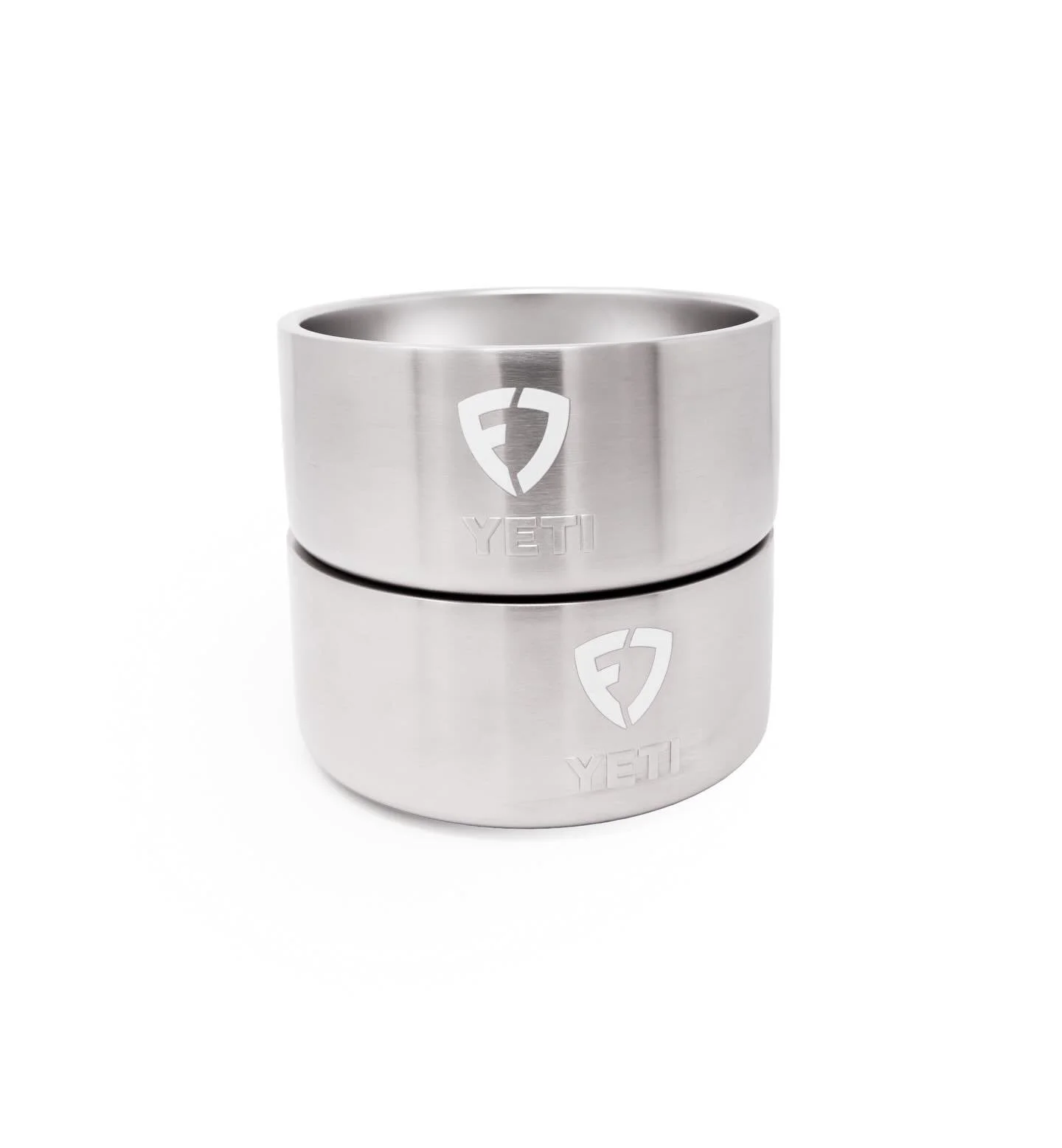 Can&rsquo;t forget about our furry friends 🐶

These YETI dog bowls are a great elevated essential and the simple custom branding goes a long way!

📸: @jessica_amerson