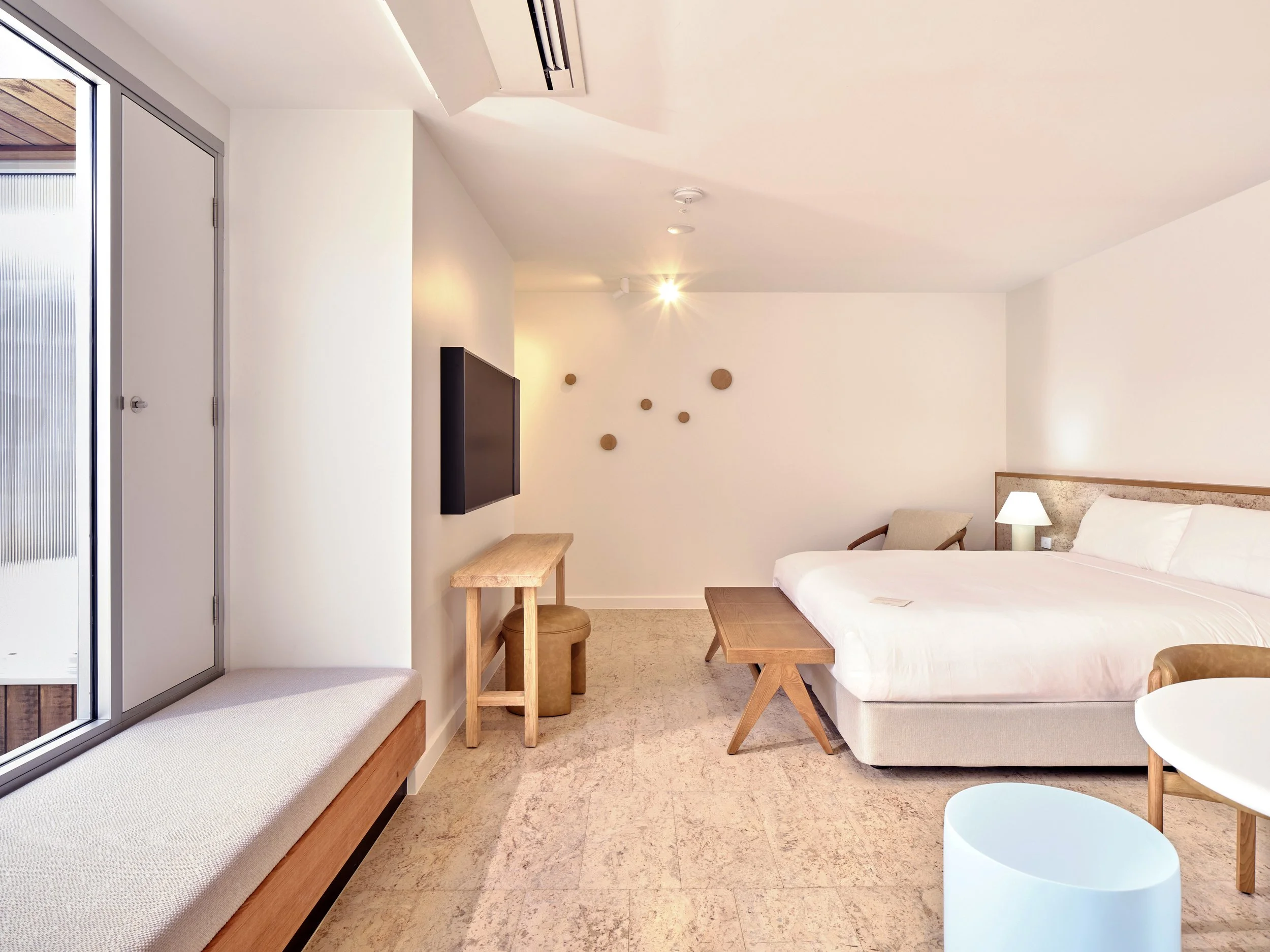 Premium Lake Room (2).jpg