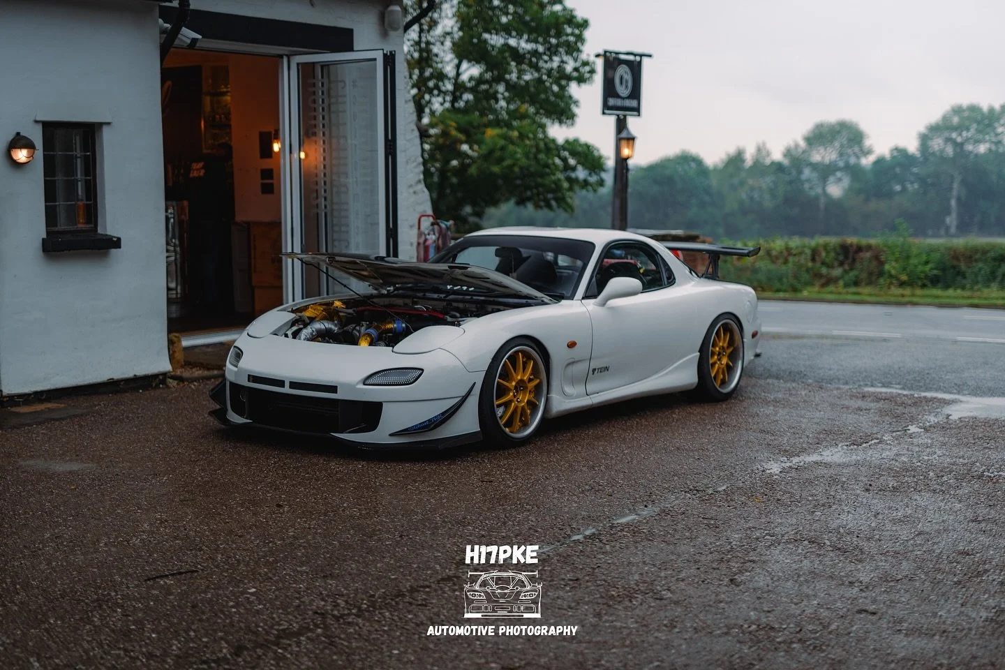 Who&rsquo;d have thought a spinning Dorito could turn so many heads 🤔 check out @ghost_7rr rain struck RX-7! With a how too shortly to follow 🤙🏻

📷 @h17pke 
🔑 @ghost_7rr 
.
.
.
#automotive #automotivephotography #cars #carphotography #car #photo