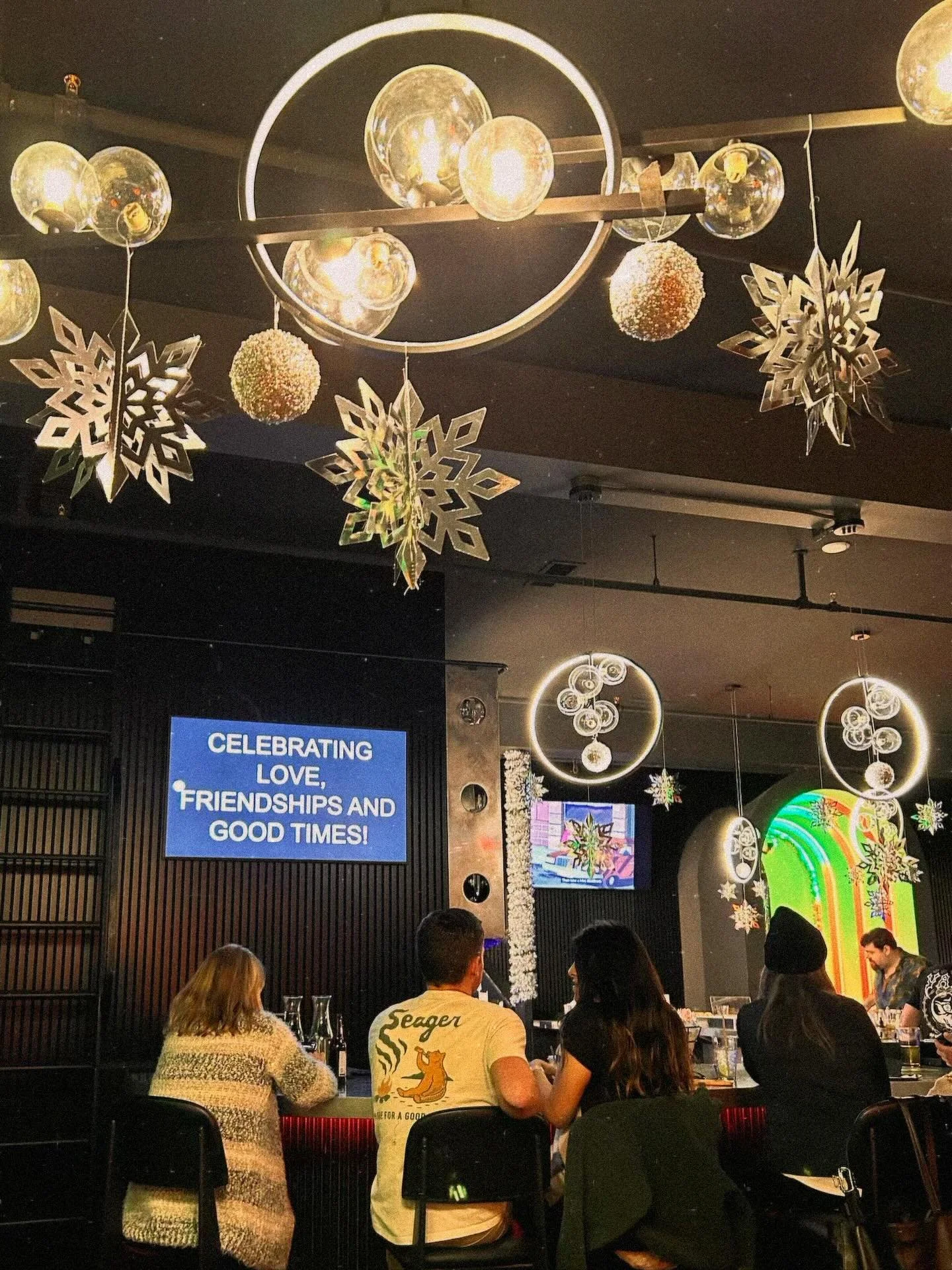 Settle in for a fun Monday night: Trivia at 7pm! 🍻@trustyourguttrivia