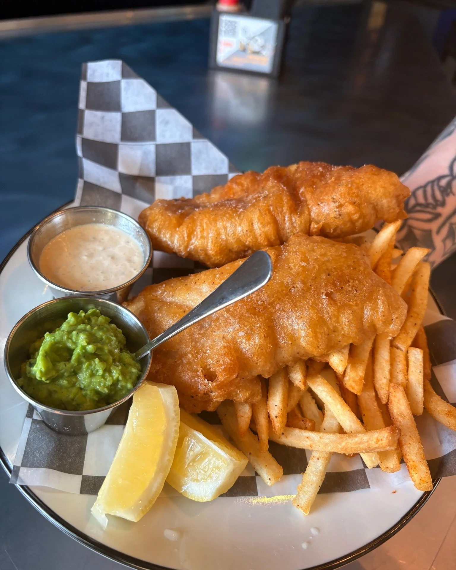 Ooooo wee these fishies is tasty! 

We've got fish and chips as our special right now. Quentin says you definitely don't want to miss this one

And yes for all my people of taste those are the mushiest of peas on the side