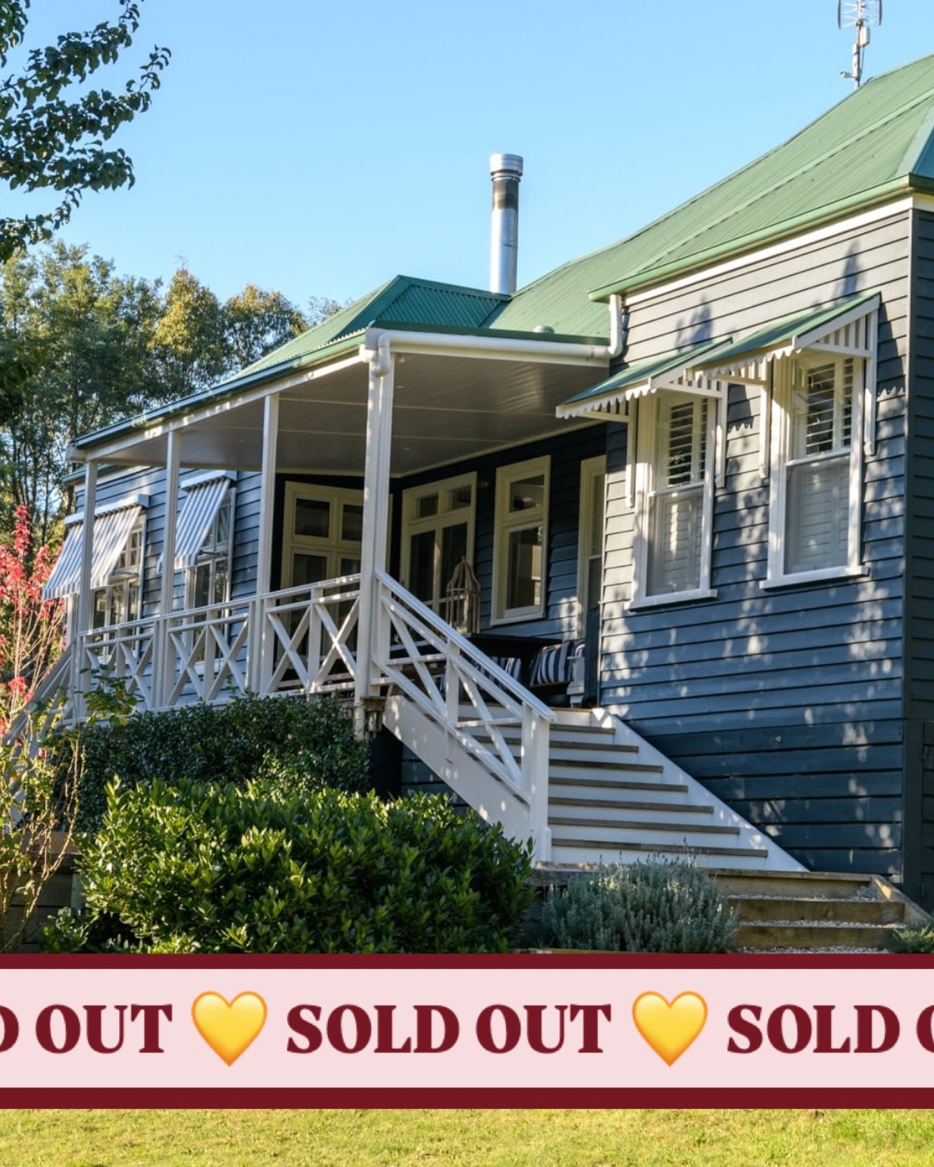 Our first Melbourne retreat is officially sold out, after only 24h 🤯

THANK YOU for the overwhelming interest &hearts;️ 

I&rsquo;m working hard behind the scenes to bring you more retreats in both AU + NZ soon - stay tuned &amp; jump on the waitlis