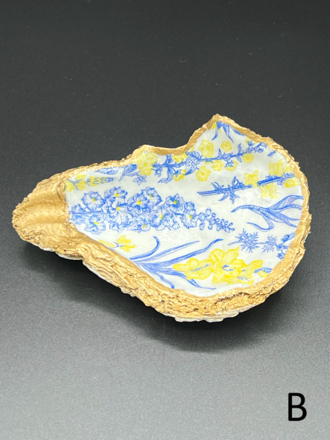 Blue-Yellow Flower B.png