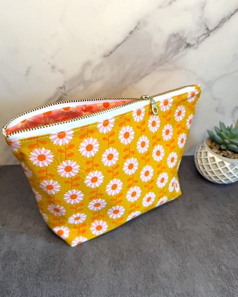 Gold Daisy 9 in 1.png