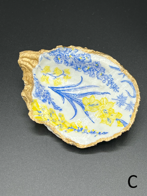Blue-Yellow Flower C.png