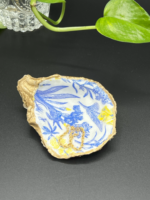Blue-Yellow Flower Shell Feature.png