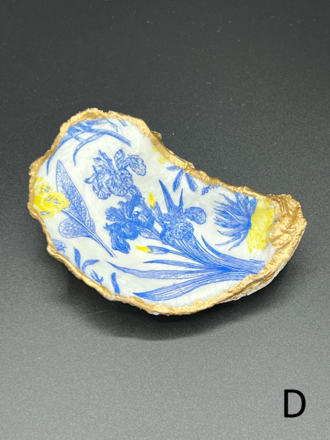Blue-Yellow Flower D.png