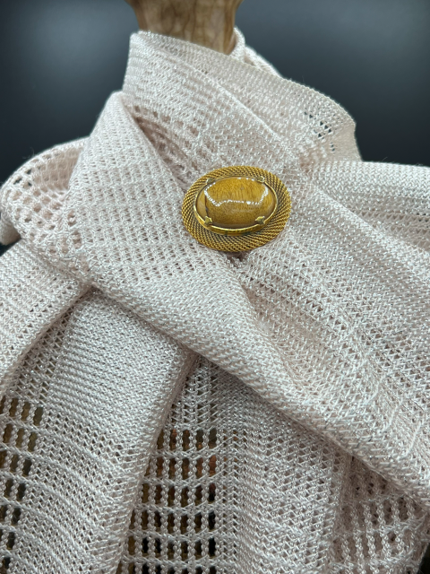 Gold and Yellow Stone Brooch 1.png