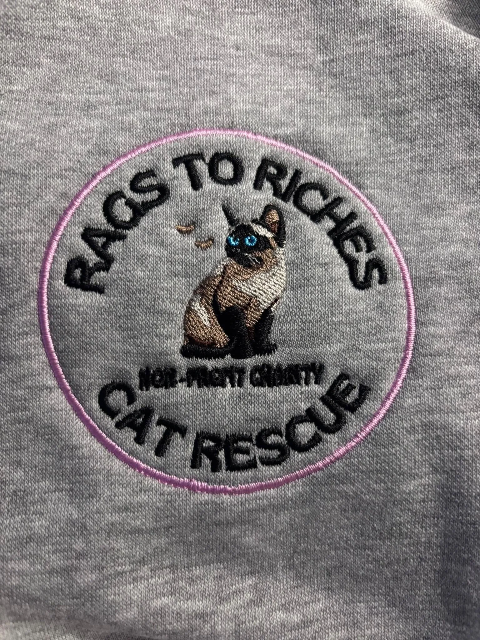 R2R Hoodie6.jpg