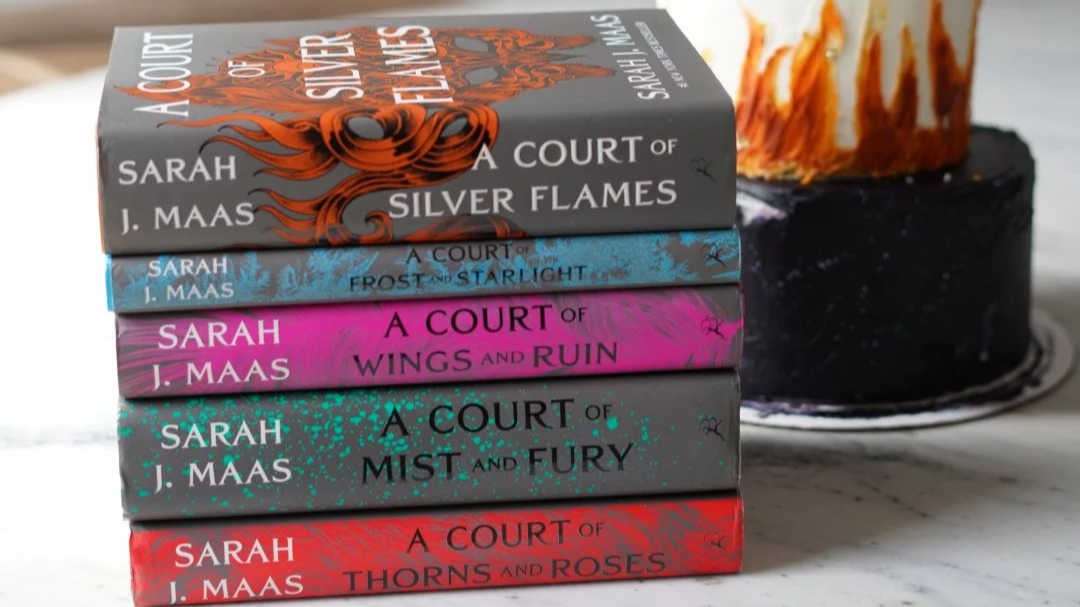 Book Club Guide: A Court of Thorns and Roses