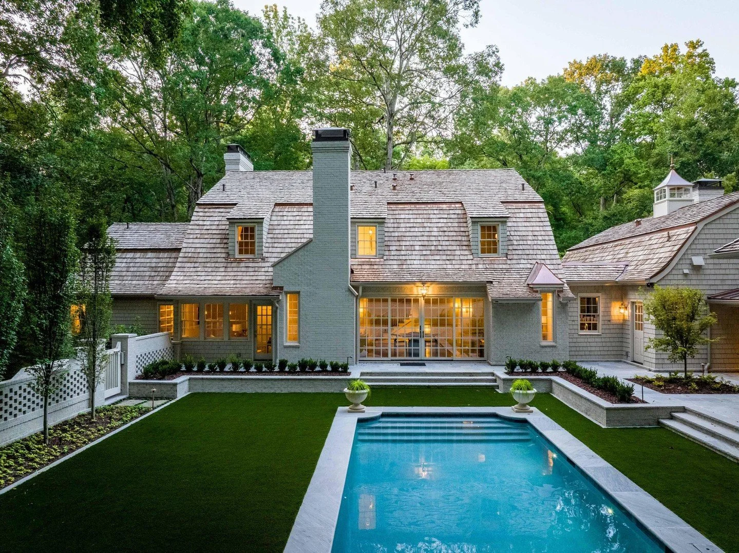 Paces Ferry at twilight✨✨✨⁠
⁠
3990 Paces Ferry Rd. NW⁠
$7,250,000⁠
7 BD | 8 BA⁠
Listed by: @harvingreene | @dorseyalstonrealtors ⁠
⁠
📸: @justruckcreative⁠
#PacesFerryProject2025