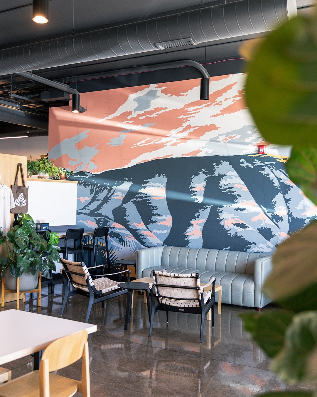 Looking for a bright, cozy place to relax?
Find your moment at our Redmond caf&eacute; &mdash; your spot&rsquo;s waiting.

#backporchcoffeeroasters #redmondoregon