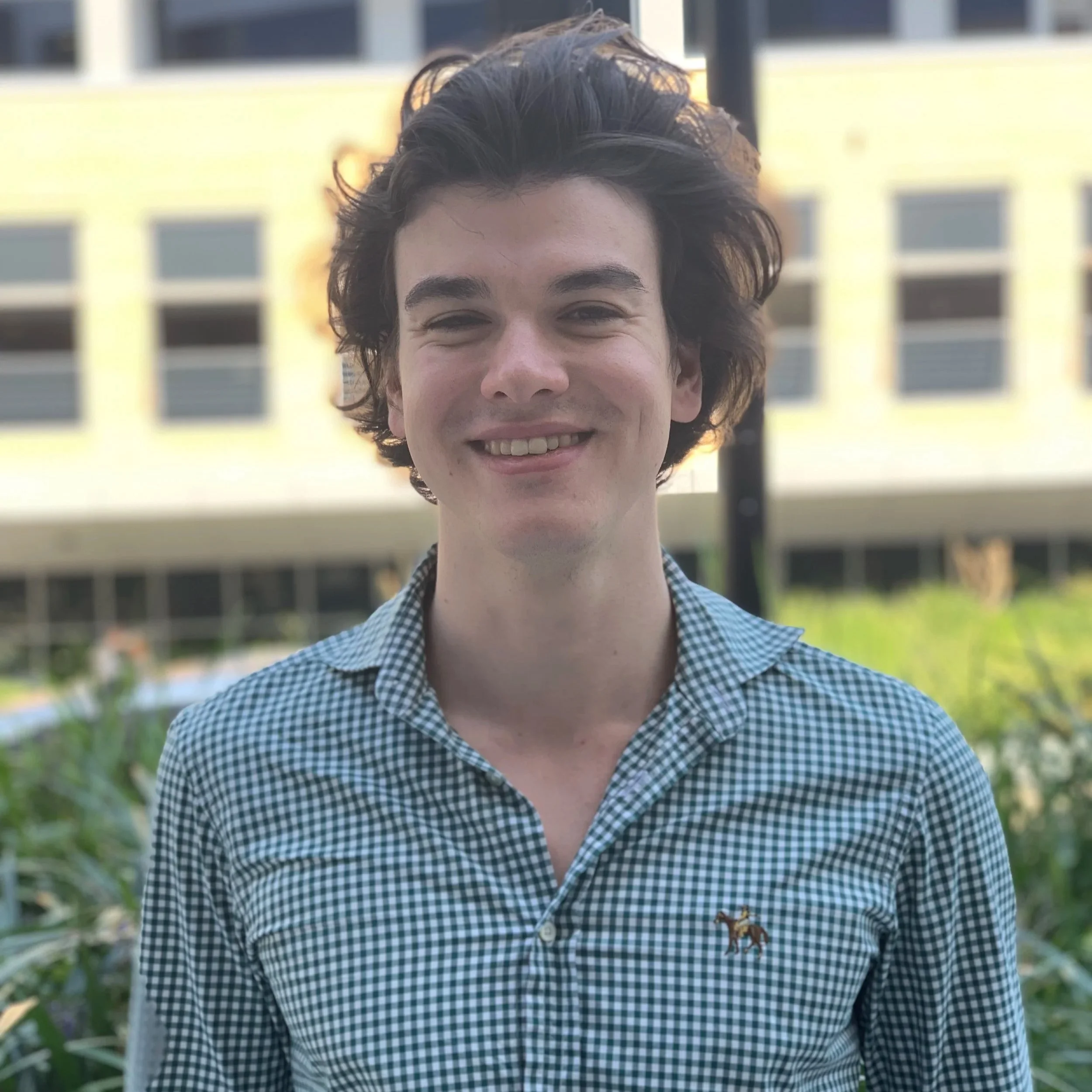 Dr Matthew de Broize