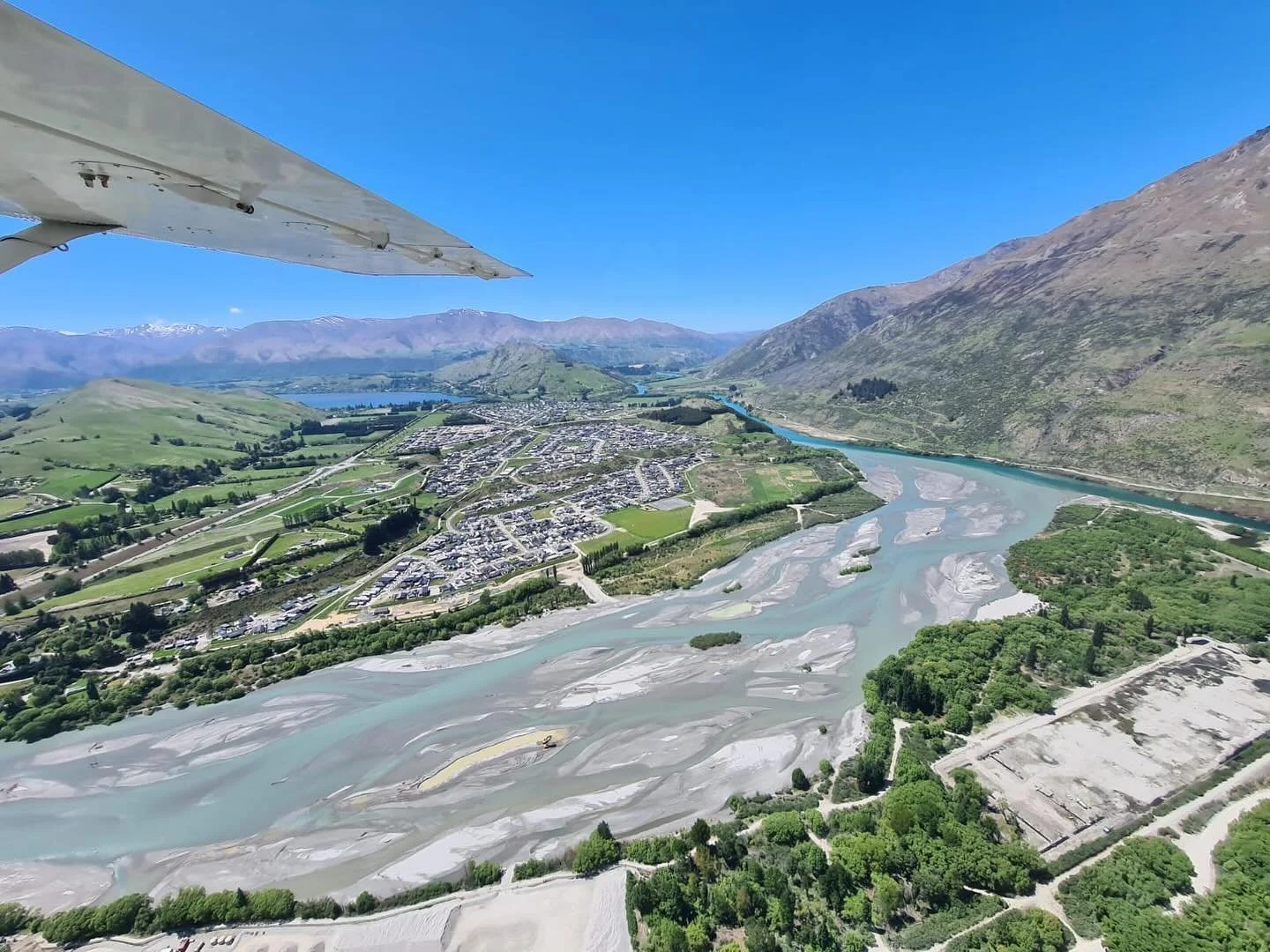 👋 Hi. Been a little quiet on here recently.. work is busy, life is busy!

🎄 Just wanted to acknowledge that the festive period and lead up to Christmas holidays can be overwhelming. This is especially true in the Queenstown community, where so many