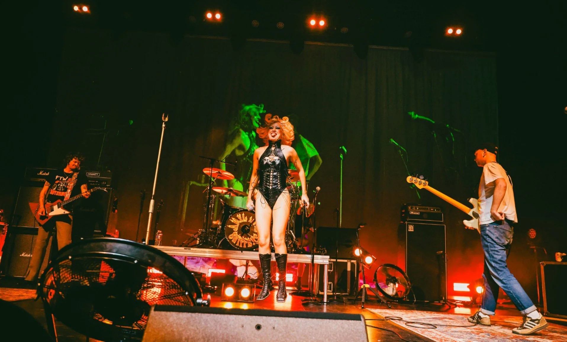 Amyl and The Sniffers Rock Out The Palace