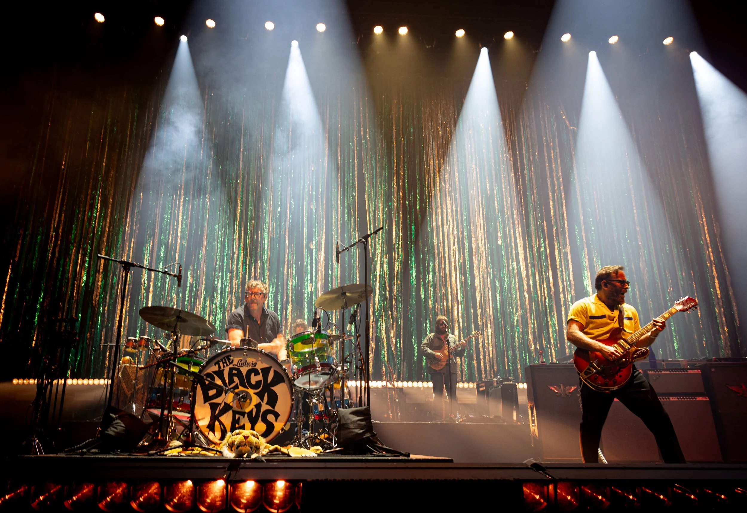 The Black Keys Bring Their Big Sound to a Smaller Venue
