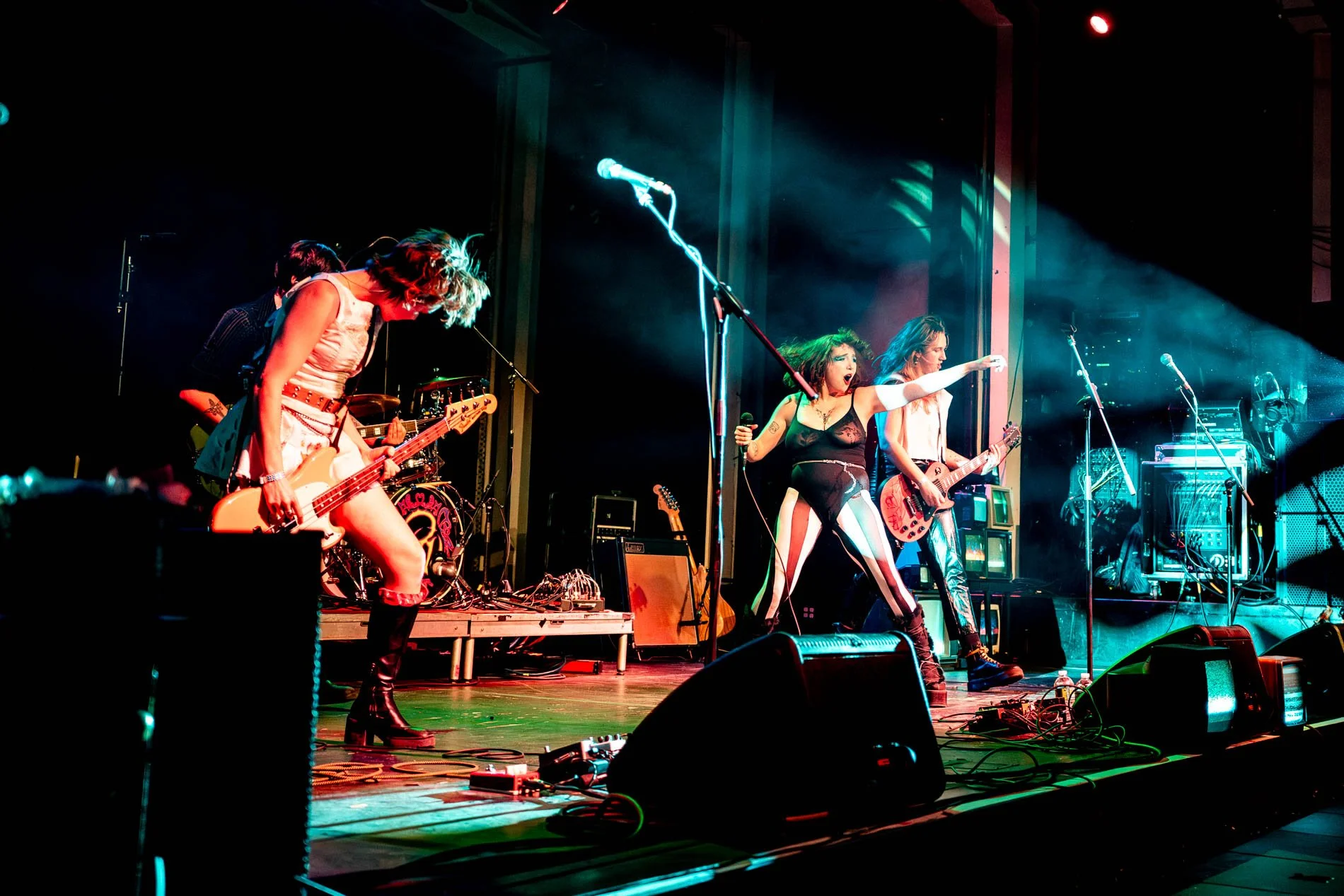 gully boys_varsity theater_12.13.2025_Laura Buhman-05463.jpg