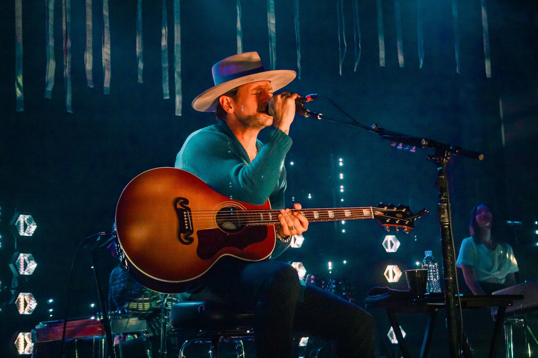 NEEDTOBREATHE, Barely Acoustic Rocked the Room