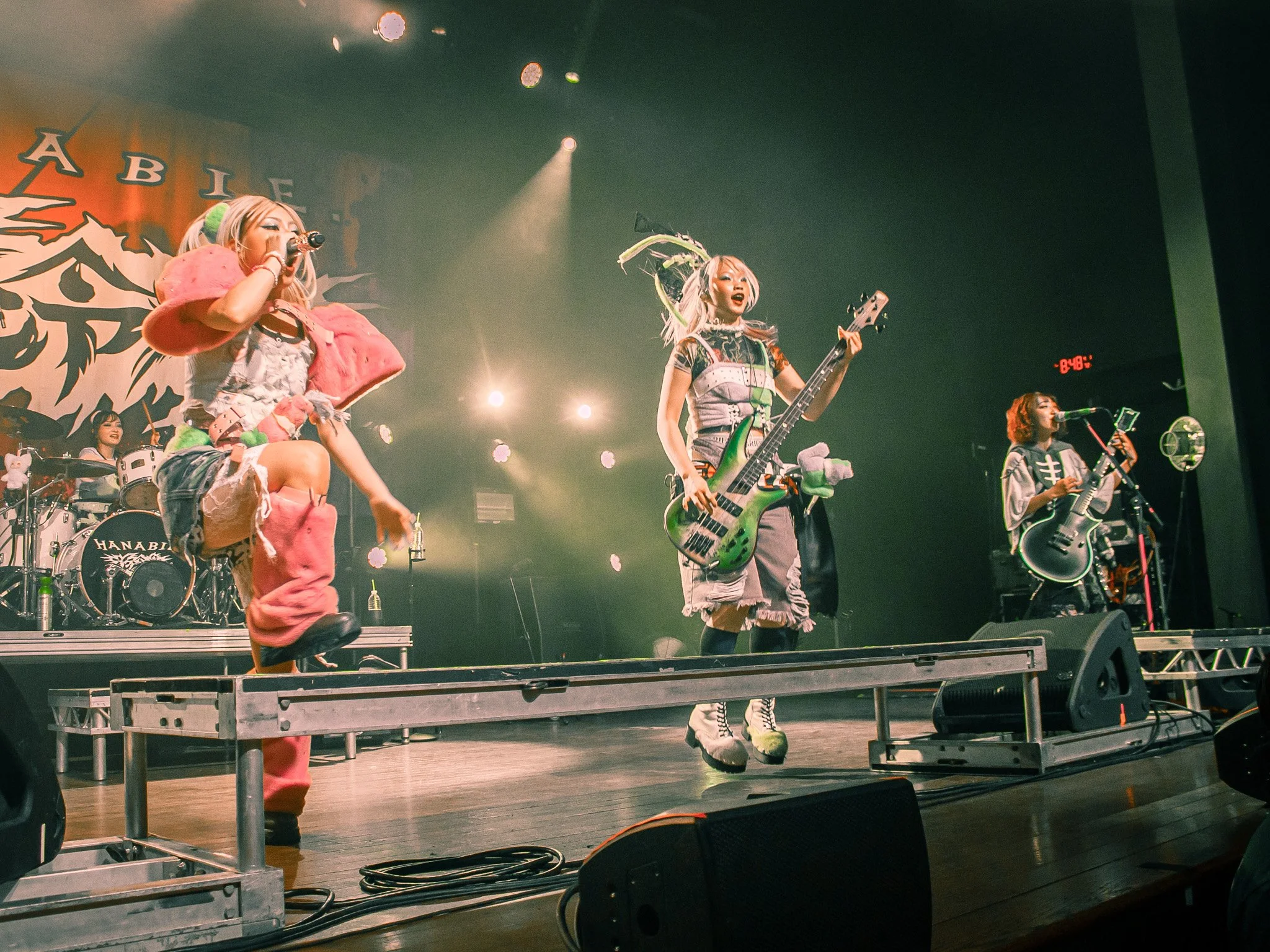 Hanabie. + Nekrogoblikon + Enterprise Earth Make Fireworks At Fillmore