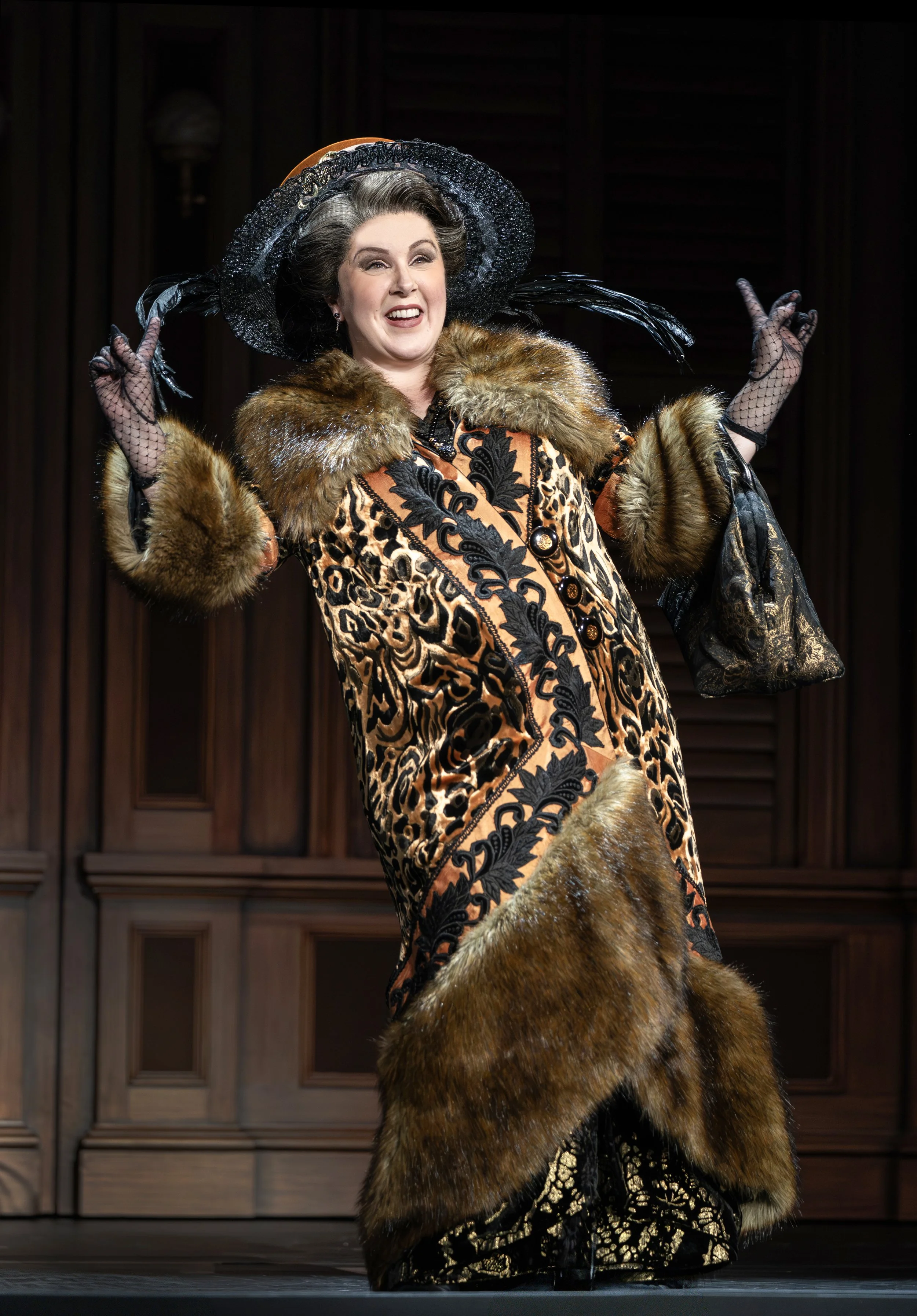 10 SUFFS Tour_Laura Stracko as Alva Belmont.jpg