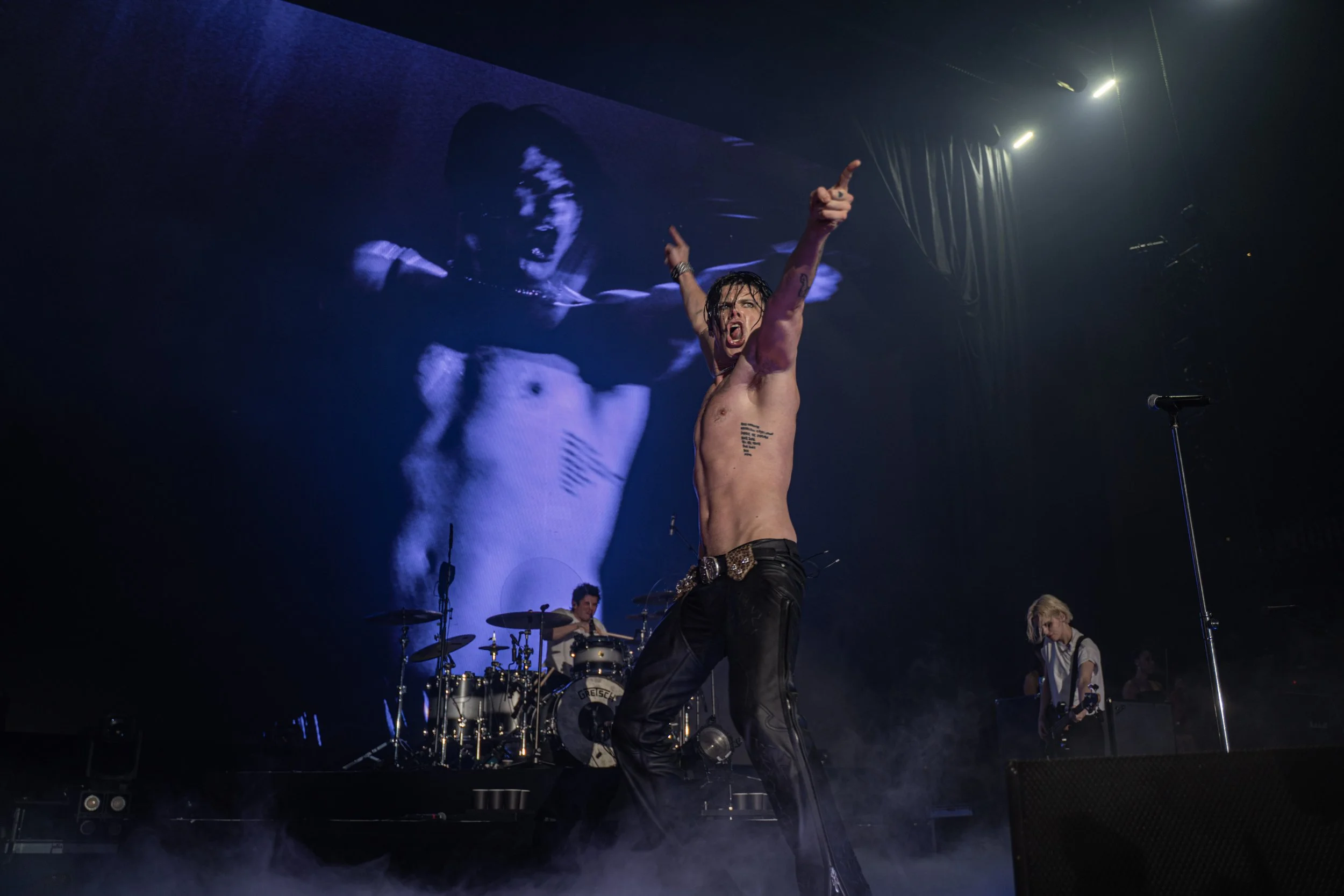 Modern Day Megastar: Yungblud Sells Out Armory And Brings Something For Everyone