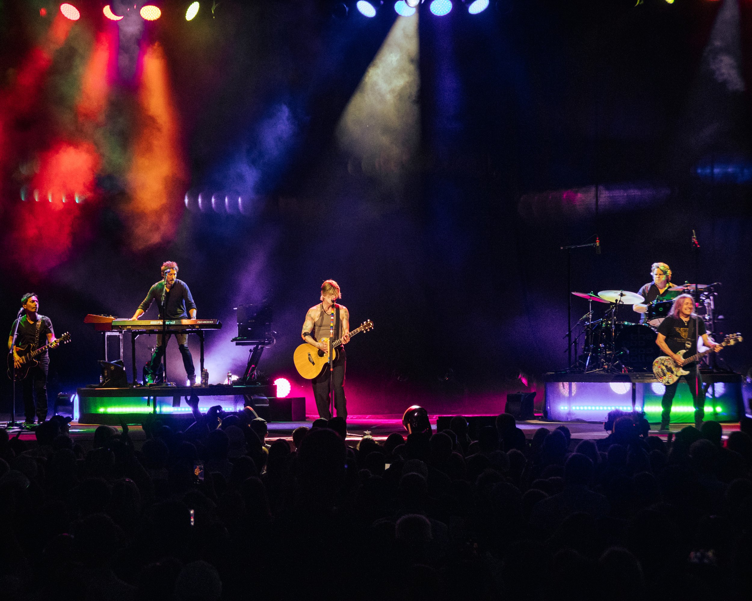 GOOGOODOLLS-MYSTIKLAKEAMPITHEATER-8-4-26-ASHBROWNPHOTO-07.jpg