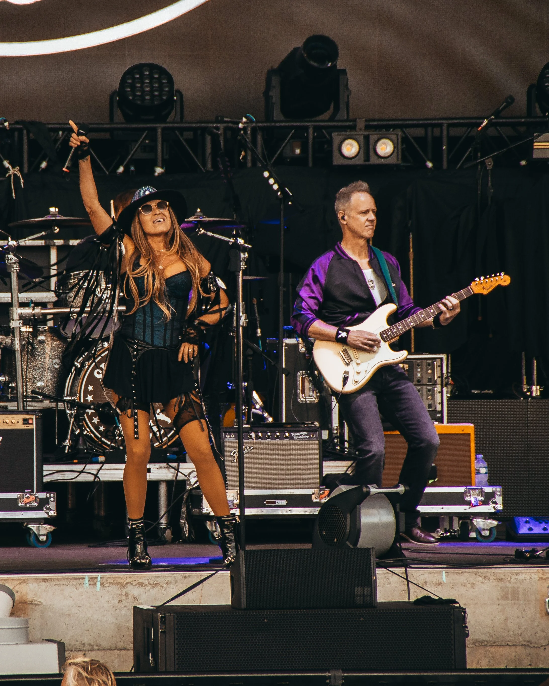 SIXGUNSALLY-MYSTICLAKEAMPITHEATER-8-26-ASHBROWNPHOTO-4.jpg