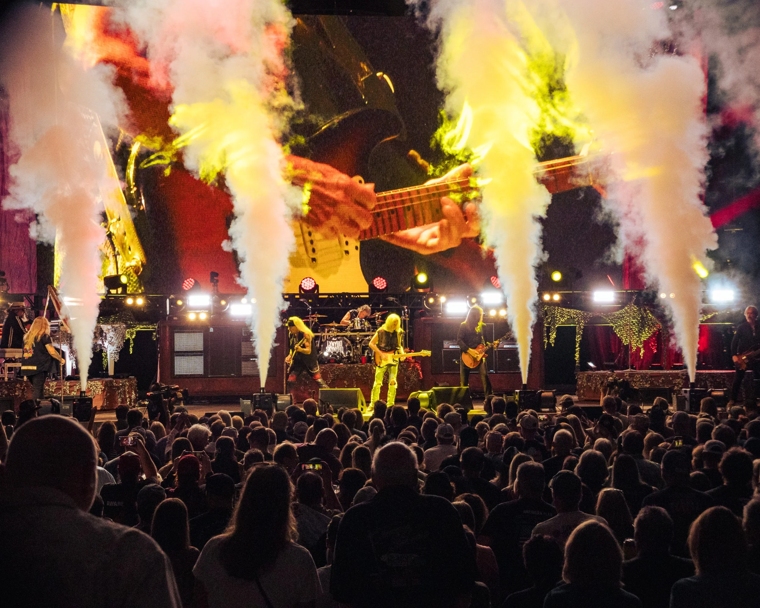 LYNYRDSKYNYRD-MYSTICLAKEAMPITHEATER-8--26-ASHBROWNPHOTO-05.jpg