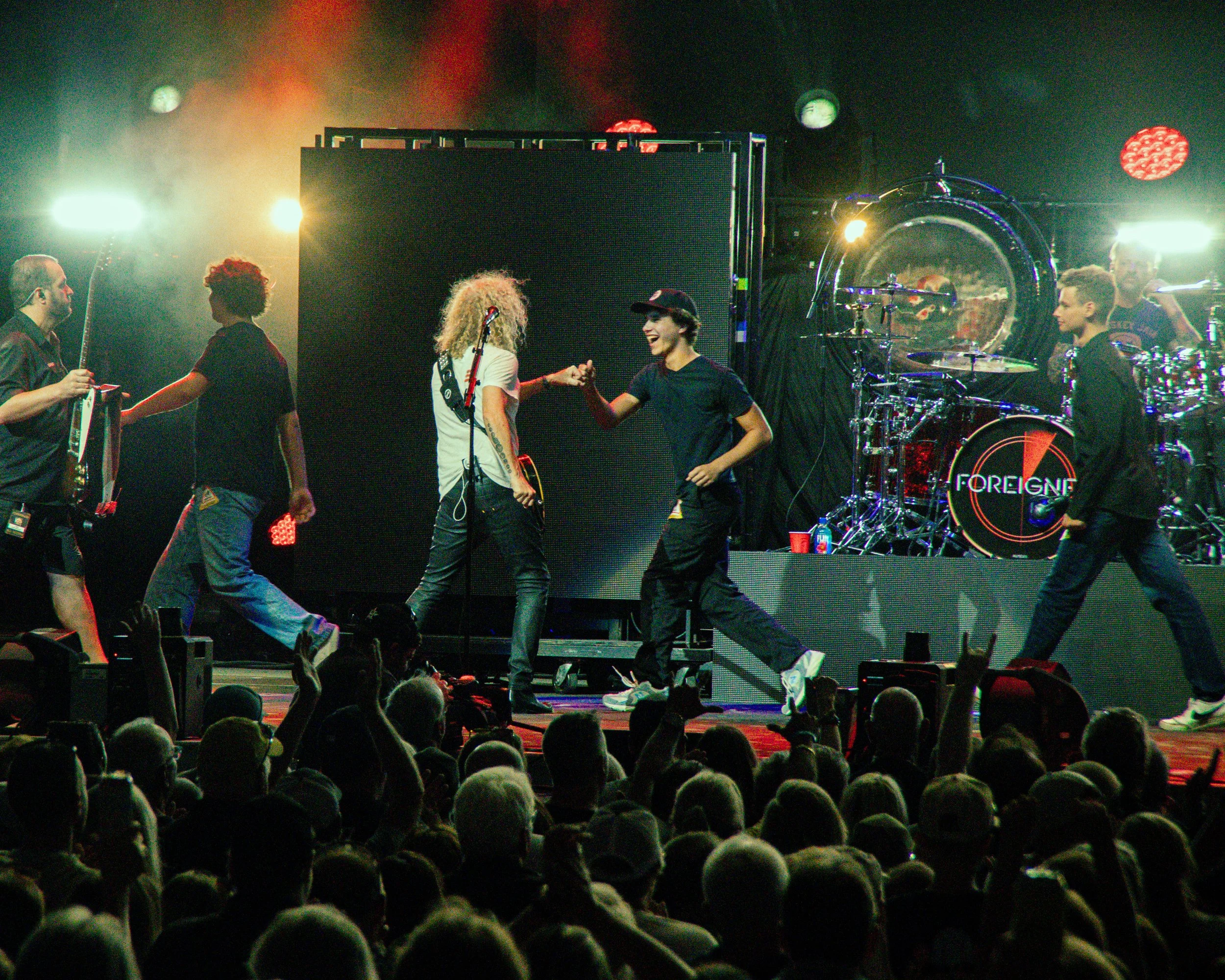 FOREIGNER-MYSTICLAKEAMPITHEATER-8-16-ASHBROWNPHOTO-80.jpg