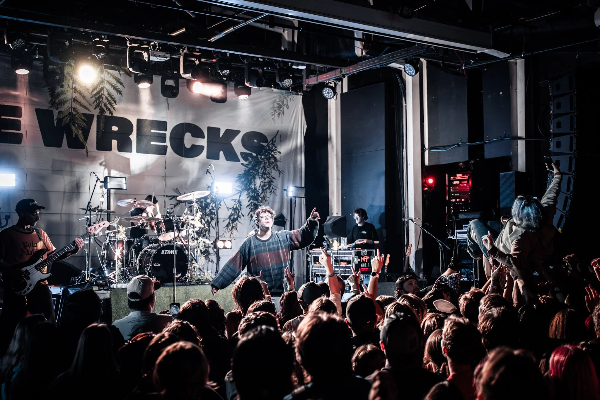 20261022-TheWrecks-8.jpg