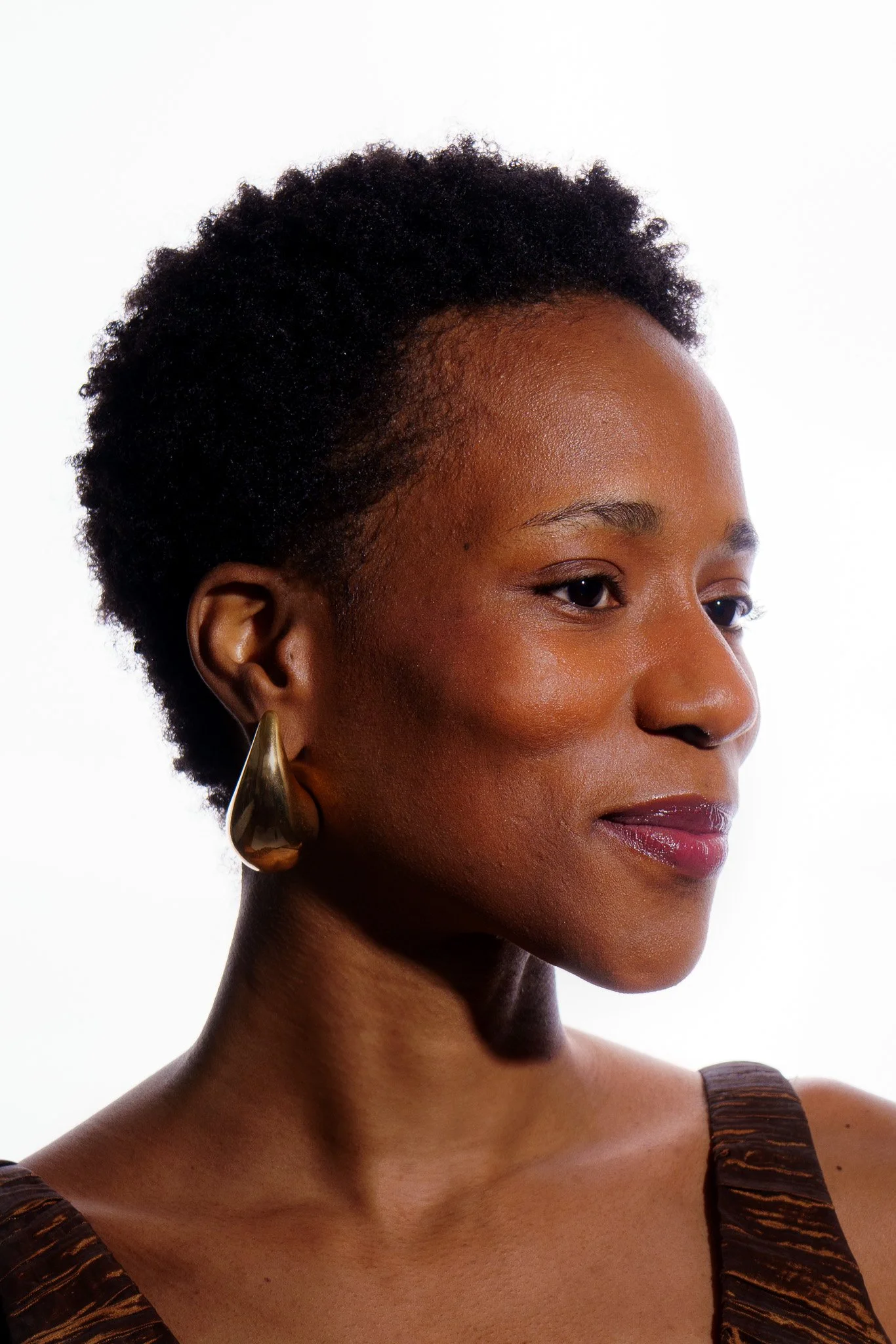 Photography & Retouching for model session with Whitney Jeanty. Shot at Orchid House Studios in Brooklyn.