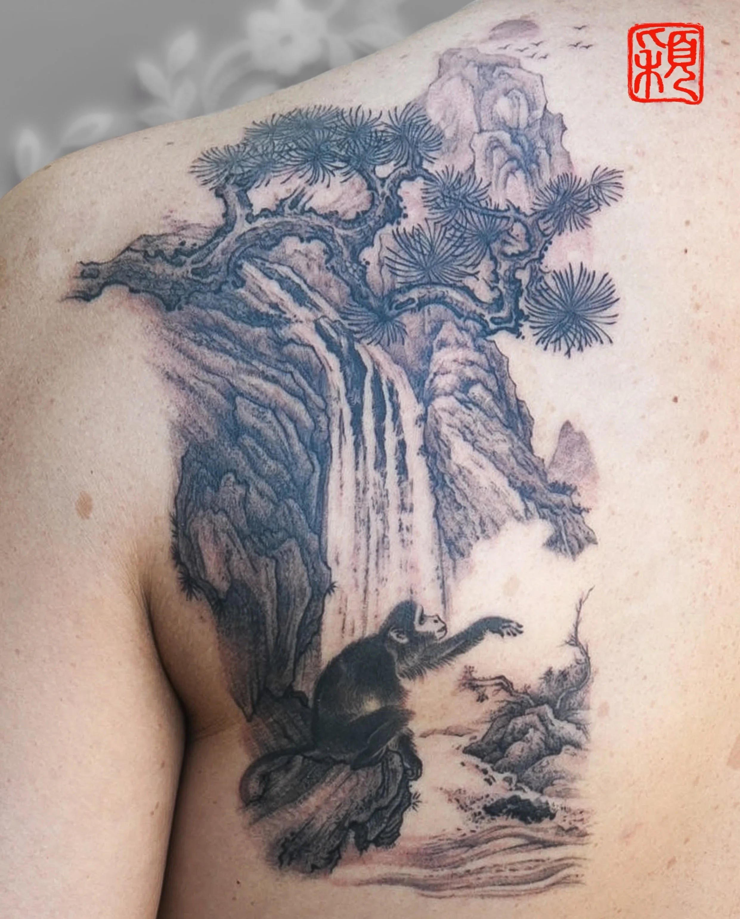 A Chinese landscape painting flowing across the skin.

Waterfall, pine tree, mountain, and monkey &mdash;
all connected as one composition.

Los Angeles.

#chinesetattoo #inkwashtattoo #orientaltattoo #tattooart #backtattoo