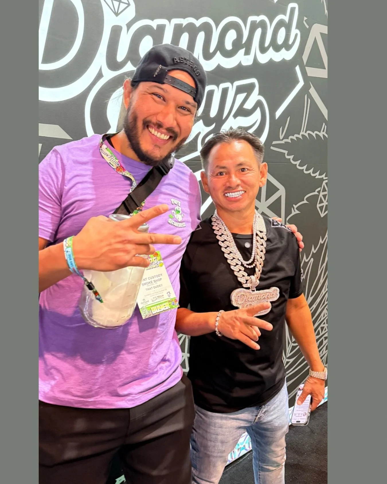 H-Town Diamond Dudes 🤘🏽
Rolling into @champstradeshows Austin, TX!
Don&rsquo;t miss us at the show for exclusive freebies &amp; surprises&hellip; 🤫 💨 💨 💨

#cottontrates 
#champstradeshow 
#austintx