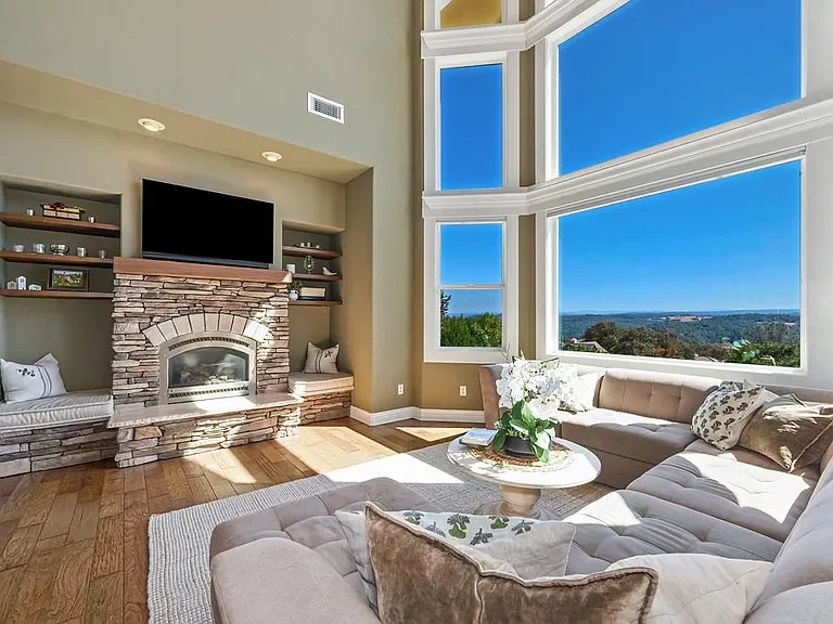 Professional Staging earthy natural neutral entryway foyer real estate home property staging entryway foyer welcom