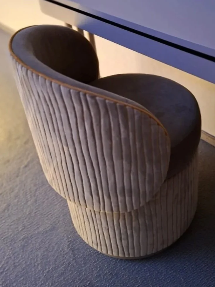 Seater for the MOOONS hotel, 2025