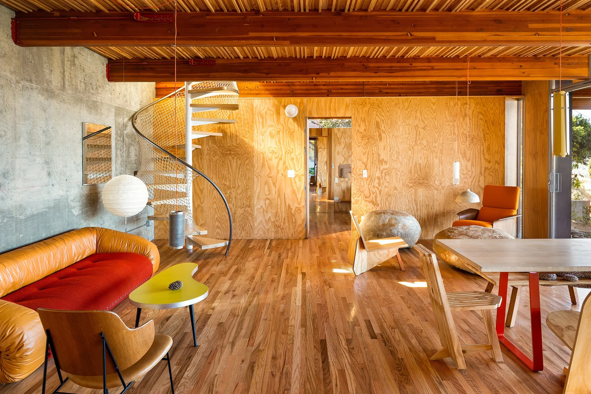 Cano House.
Location: Los Angeles, California USA.
Year: 2025.
Role: Owner-Builder /
Architect.
Photography: Cameron Carothers.
