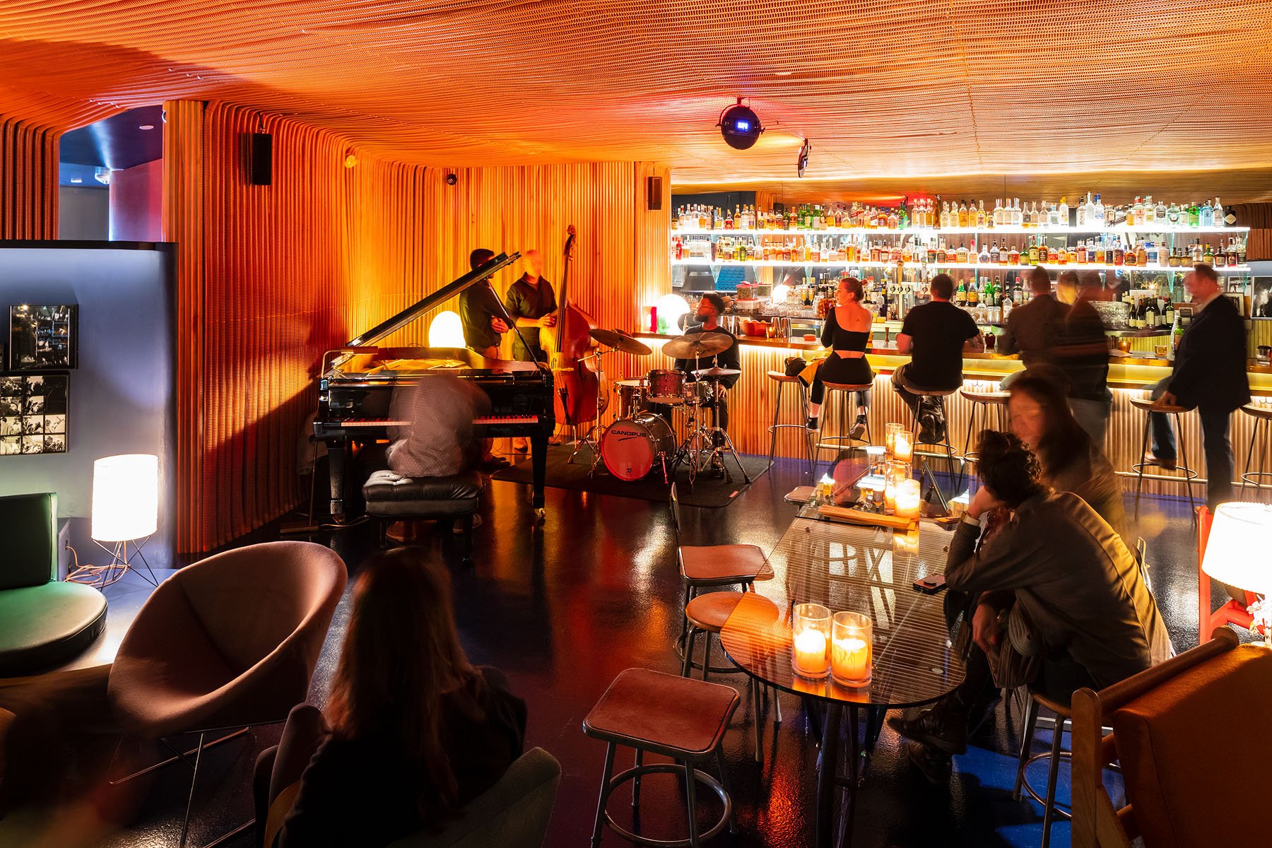 Sam First Bar.
Location: Los Angeles, California USA.
Year: 2018.
Role: Architect partner in selgascano.
Photography: Iwan Baan.