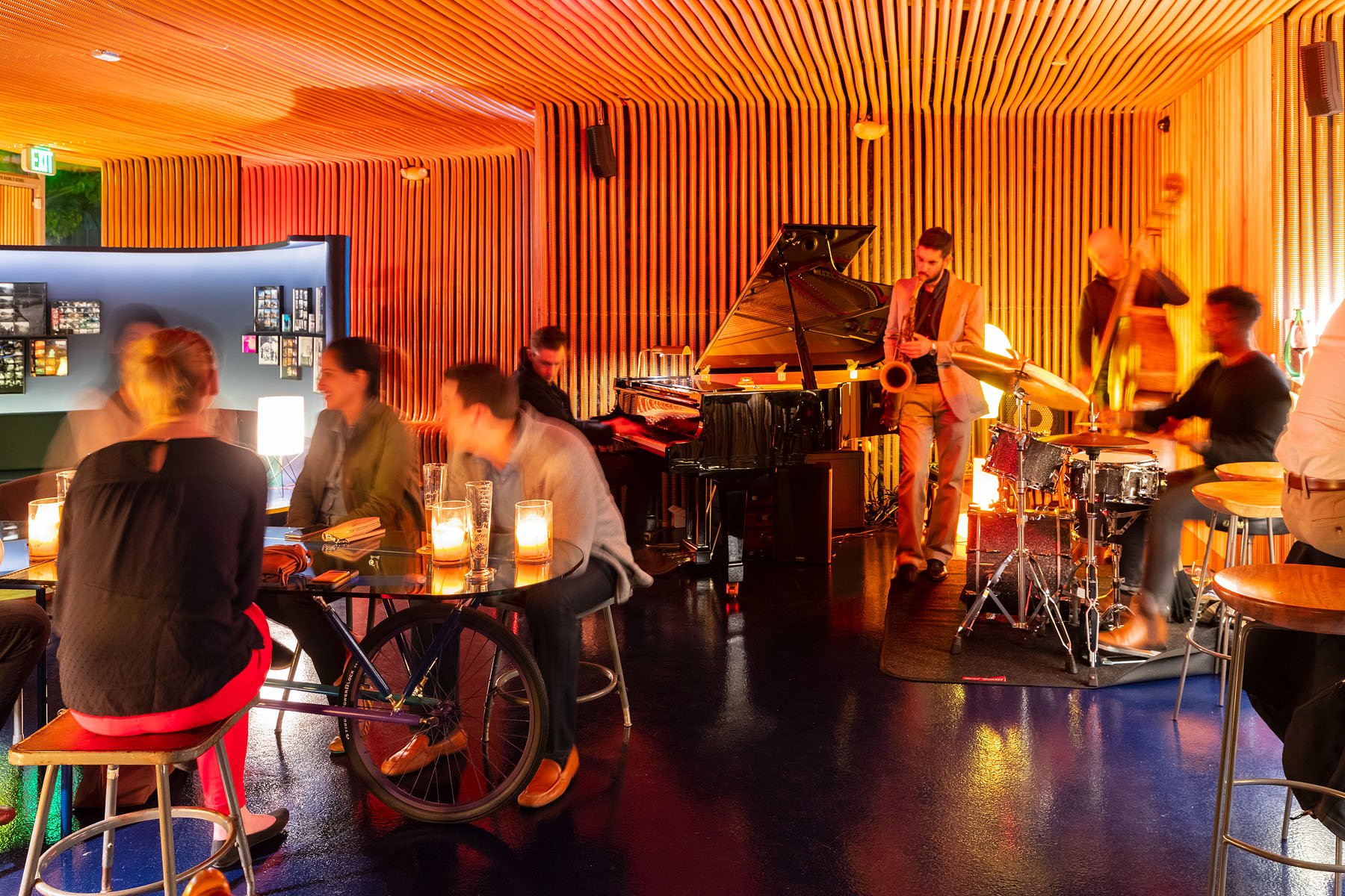 Sam First Bar.
Location: Los Angeles, California USA.
Year: 2018.
Role: Architect partner in selgascano.
Photography: Iwan Baan.