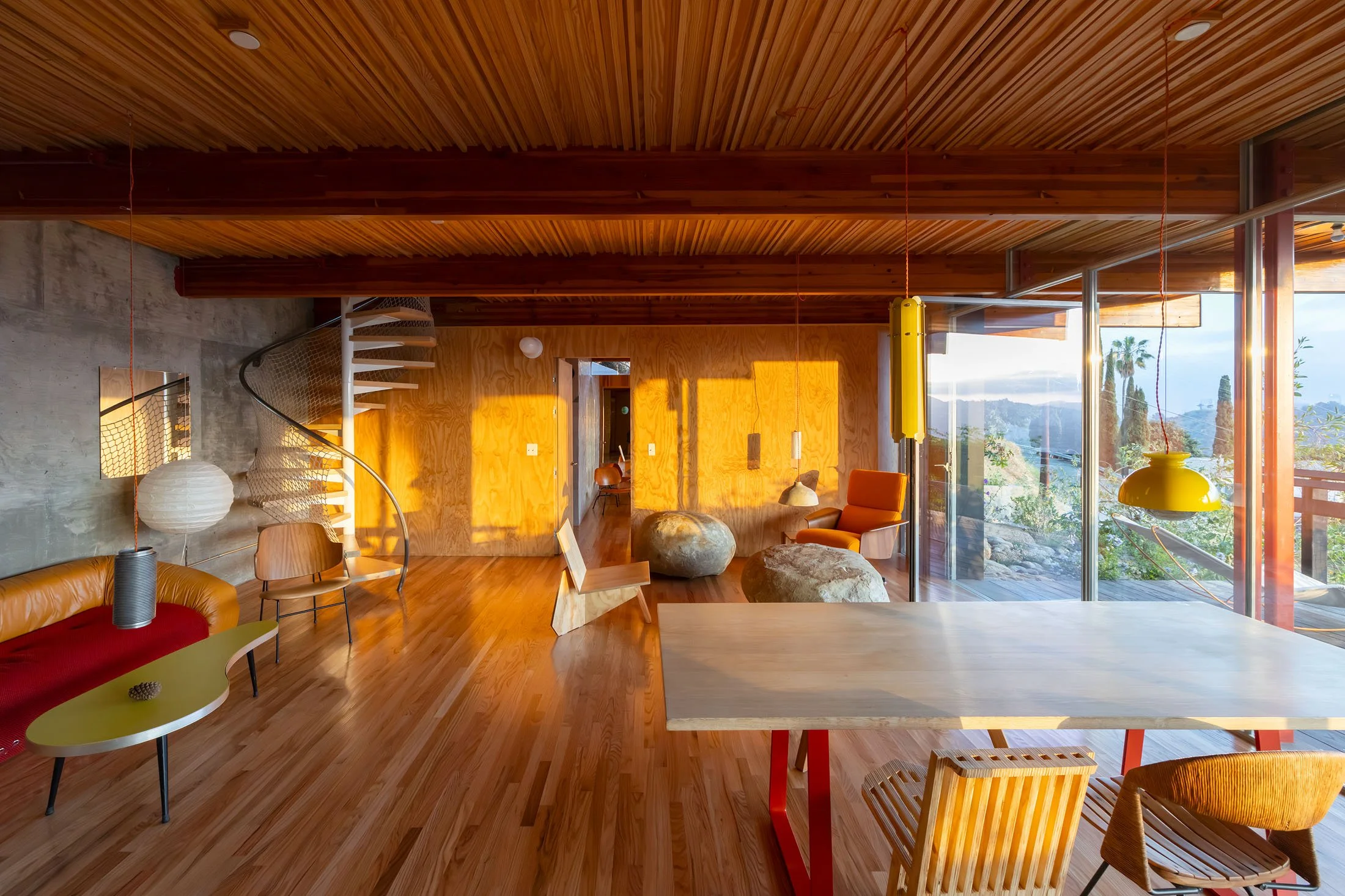 Cano House.
Location: Los Angeles, California USA.
Year: 2025.
Role: Owner-Builder /
Architect.
Photography: Cameron Carothers.