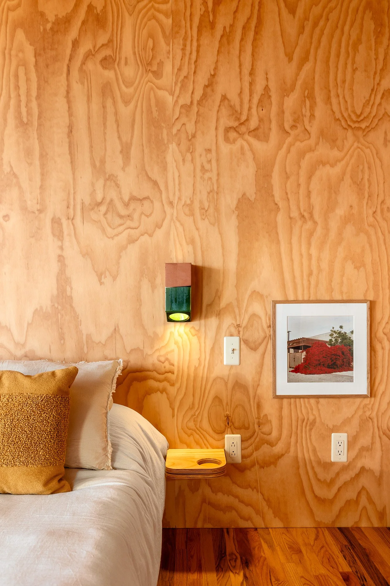 Cano House.
Location: Los Angeles, California USA.
Year: 2025.
Role: Owner-Builder /
Architect.
Photography: Cameron Carothers.