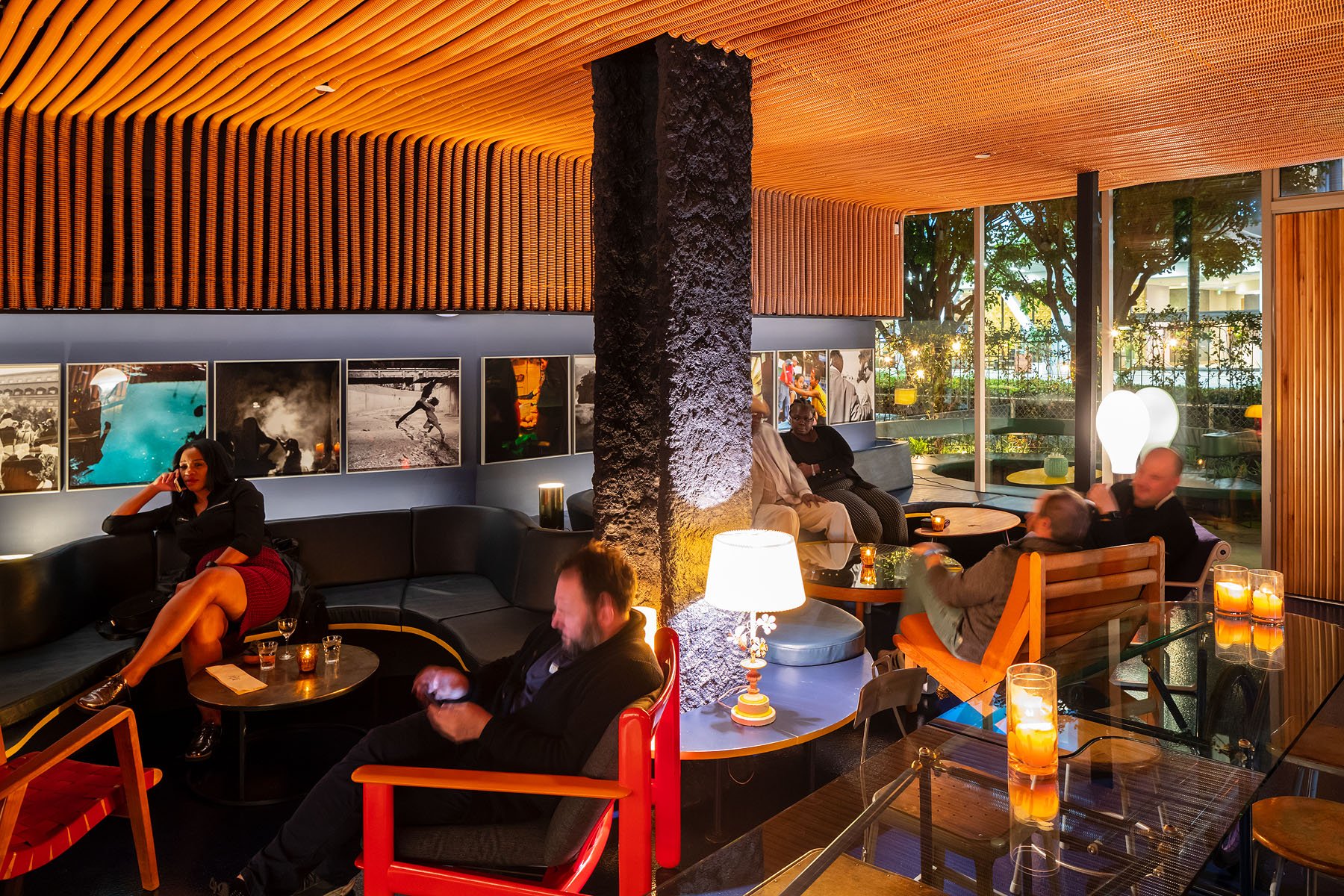 Sam First Bar.
Location: Los Angeles, California USA.
Year: 2018.
Role: Architect partner in selgascano.
Photography: Iwan Baan.