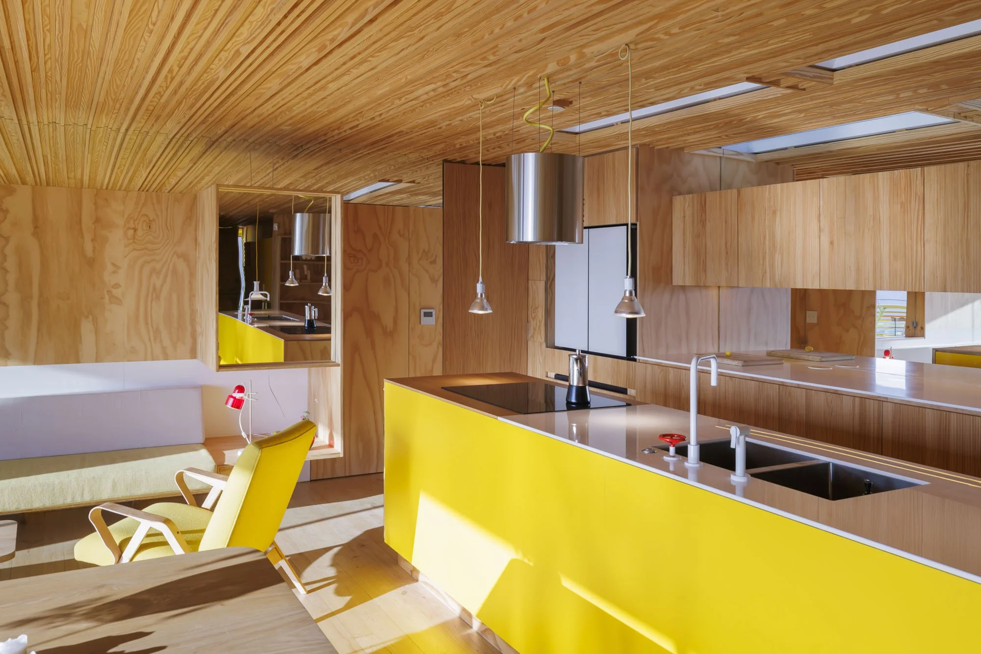 La Canaria House.
Location: Los Angeles, California USA.
Year: 2024.
Role: Owner-Builder / 
Architect Partner in selgascano.
Photography: Iwan Baan.